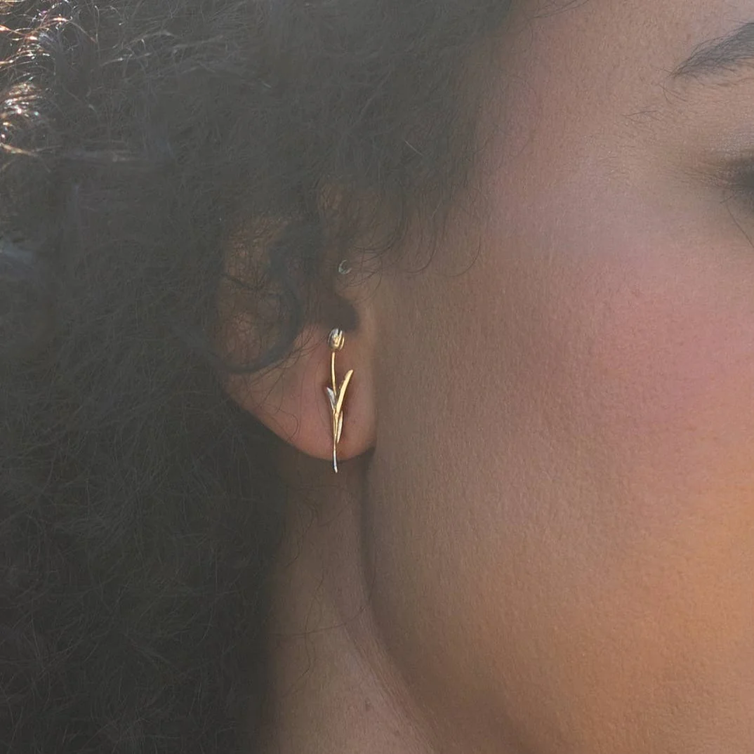 Holland Tulip Stud Earrings - Image 3